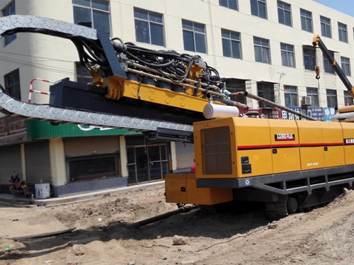 首台(tai)徐工XZ286PLUS水平定向(xiàng)鑽機初戰告捷(jie)