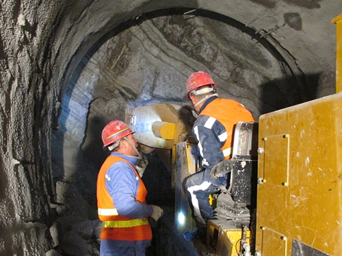 十(shí)餘台徐工掘進(jìn)機貴陽地鐵展(zhan)風采